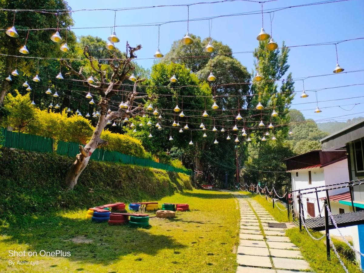 ウィンザー コテージズ ランズドーン エクステリア 写真